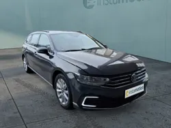 Grau Gebraucht 2021 VW Passat GTE Kombi | 25.380 € (Fairer Preis)