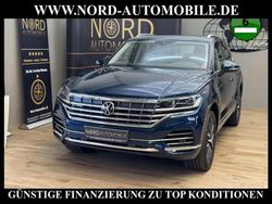 Aquamarinblau metallic (metallic) Gebraucht 2021 VW Touareg Elegance SUV | 41.899 € (Superpreis)