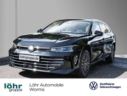 Grenadillschwarz metallic Gebraucht 2024 VW Passat Elegance Kombi | 46.950 € (Guter Preis)