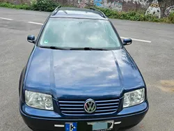 Blau Gebraucht 1999 VW Bora Limousine | 899 € (Fairer Preis)