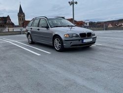 Grau Gebraucht 2003 BMW 318 Exclusive Kombi | 999 € (Superpreis)