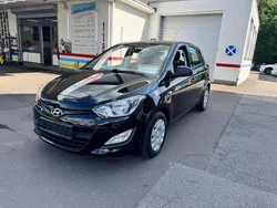 Schwarz Gebraucht 2014 Hyundai i20 Trend Kleinwagen | 4.450 € (Fairer Preis)
