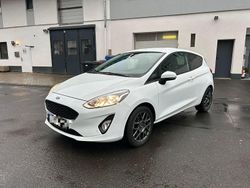 Weiß Gebraucht 2017 Ford Fiesta Cool & Connect Kleinwagen | 6.000 € (Guter Preis)