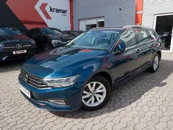 Blau Gebraucht 2022 VW Passat Kombi | 17.290 € (Guter Preis)