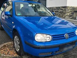 Blau Gebraucht 1999 VW Golf IV Limousine | 1.190 € (Fairer Preis)