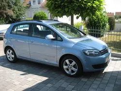 Blau Gebraucht 2011 VW Golf Plus Comfortline Van / Kleinbus | 9.600 € (Etwas zu teuer)