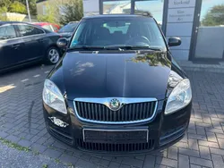 Schwarz Gebraucht 2008 Skoda Fabia Ambiente Kombi | 1.250 € (Guter Preis)
