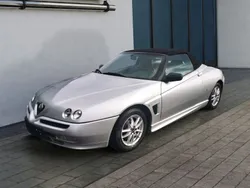 Silber Gebraucht 2004 Alfa Romeo Spider Cabrio | 7.980 € (Guter Preis)