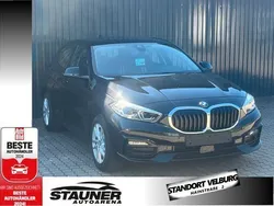 Blacksapphiremetallic Gebraucht 2023 BMW 118 Sport Line Kleinwagen | 24.900 € (Fairer Preis)