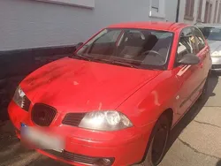 Rot Gebraucht 2005 Seat Ibiza Kleinwagen | 350 € (Superpreis)