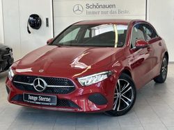Rot Gebraucht 2023 Mercedes A180 Advanced Limousine | 27.950 € (Fairer Preis)