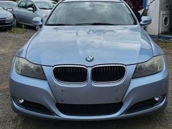 Blau Gebraucht 2012 BMW 318 Comfort Edition Kombi | 6.999 € (Guter Preis)