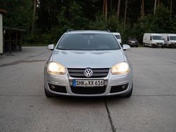 Silber Gebraucht 2009 VW Golf VI Comfortline Kombi | 2.999 € (Guter Preis)