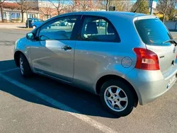 Silber Gebraucht 2006 Toyota Yaris Cool Limousine | 1.299 € (Superpreis)