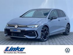 Mondsteingrau Gebraucht 2024 VW Golf VIII R-line Limousine | 40.990 €