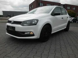Weiß Gebraucht 2015 VW Polo Trendline Kleinwagen | 8.700 € (Fairer Preis)