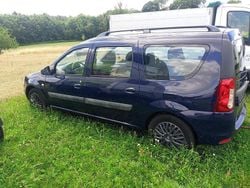 Blau Gebraucht 2011 Dacia Logan Limousine | 2.900 € (Fairer Preis)