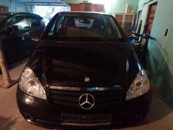 Schwarz Gebraucht 2012 Mercedes A180 Van / Kleinbus | 4.990 € (Guter Preis)