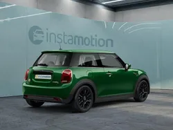 Grün Gebraucht 2021 Mini Cooper SE Kleinwagen | 17.349 € (Superpreis)
