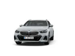 Gebraucht 2024 BMW 540 Comfort Edition Kombi | 70.790 €