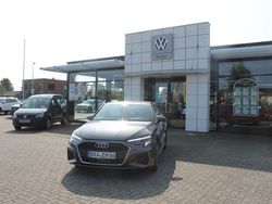 Grau Gebraucht 2024 Audi A3 S-Line Limousine | 34.549 € (Etwas zu teuer)