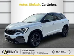 Perlmuttweiß metallic, black pearlschwarz metall Gebraucht 2025 Renault Austral Techno Esprit Alpine SUV | 43.360 € (Fairer Preis)