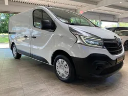 Gletscherweiss Gebraucht 2020 Renault Trafic Komfort Van | 15.990 € (Fairer Preis)