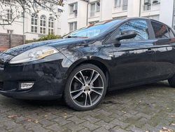 Schwarz Gebraucht 2008 Fiat Bravo Dynamic Kleinwagen | 2.950 € (Fairer Preis)