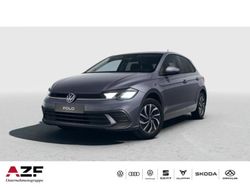 Reef blue metallic Neu 2026 VW Polo Life Limousine | 24.990 € (Fairer Preis)