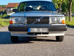 Silber Gebraucht 1988 Volvo 244 Limousine | 6.800 €
