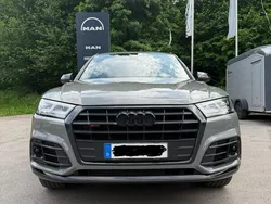 Grau Gebraucht 2018 Audi Q5 S-Line SUV | 32.400 € (Etwas zu teuer)