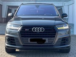 Grau Gebraucht 2018 Audi SQ7 Exclusive SUV | 42.000 €