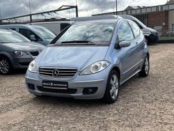 Blau Gebraucht 2006 Mercedes A150 Avantgarde Kleinwagen | 2.500 € (Fairer Preis)