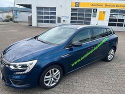 Blau Gebraucht 2020 Renault Mégane GrandTour LIMITED Kombi | 16.950 € (Etwas zu teuer)