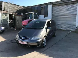 Grau Gebraucht 2006 VW Sharan Trendline Van / Kleinbus | 4.000 € (Etwas zu teuer)