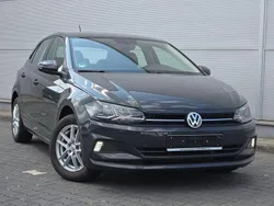 Uranograu Gebraucht 2019 VW Polo Limousine | 11.900 € (Fairer Preis)