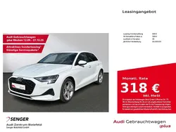 Gletscherweiß Gebraucht 2024 Audi A3 Ambiente Limousine | 35.490 € (Guter Preis)