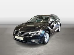 Schwarz Gebraucht 2023 VW Passat Business Kombi | 23.180 € (Guter Preis)