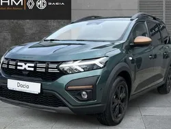 Grün Neu 2025 Dacia Jogger Extreme Kombi | 21.950 € (Fairer Preis)