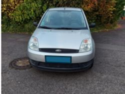 Silber Gebraucht 2003 Ford Fiesta Kleinwagen | 1.100 € (Guter Preis)