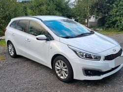 Weiß Gebraucht 2016 Kia Ceed Coupé | 11.750 € (Fairer Preis)