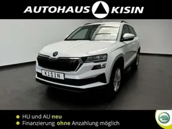 White metallic Gebraucht 2024 Skoda Karoq Selection SUV | 29.670 € (Superpreis)