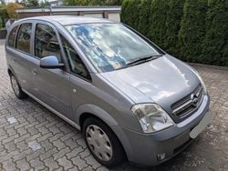 Grau Gebraucht 2005 Opel Meriva Van / Kleinbus | 1.200 € (Superpreis)