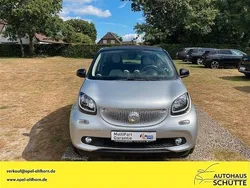 Schwarz Gebraucht 2015 Smart ForFour Passion Limousine | 8.980 € (Etwas zu teuer)