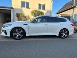 Weiß Gebraucht 2019 Kia Optima Kombi | 25.000 € (Teuer)