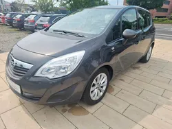 Grau Gebraucht 2013 Opel Meriva Active Van / Kleinbus | 6.950 € (Etwas zu teuer)