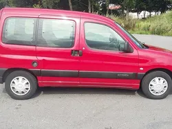 Rot Gebraucht 2012 Citroën Berlingo Van / Kleinbus | 3.000 € (Superpreis)