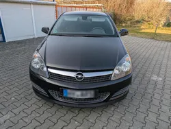 Schwarz Gebraucht 2010 Opel Astra GTC Coupé | 1.999 € (Guter Preis)