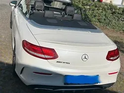 Weiß Gebraucht 2018 Mercedes 200 AMG Cabrio | 27.500 €
