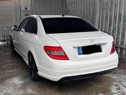 Weiß Gebraucht 2008 Mercedes C200 AMG Limousine | 8.900 € (Etwas zu teuer)